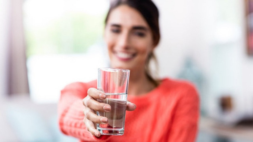 Limonlu ve sirkeli suyun faydaları nelerdir? Su içmek zayıflatır mı?