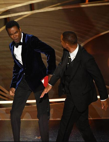 Oscar Ödül Töreni’nde Chris Rock’a tokat atan Will Smith sessizliğini bozdu! - Sayfa 2