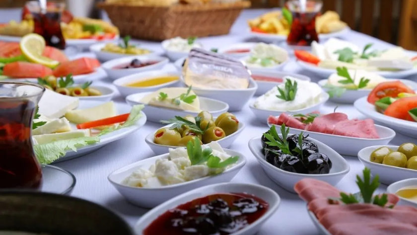 Ramazan ayı için diyetisyen tavsiyeleri: Rahat oruç için ne yemeli