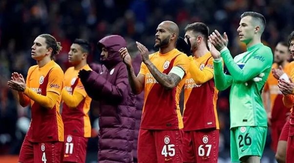 Galatasaray'da bileti kesilen isimler belli oldu! 7 isim için ayrılık kararı! - Sayfa 2
