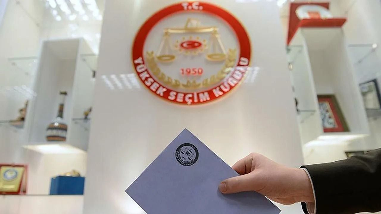 Son anket sonuçları açıklandı: AK Parti'nin oy oranında büyük düşüş! - Sayfa 1