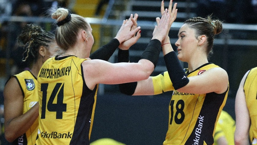 CEV Şampiyonlar Ligi'nde VakıfBank adını finale yazdırdı