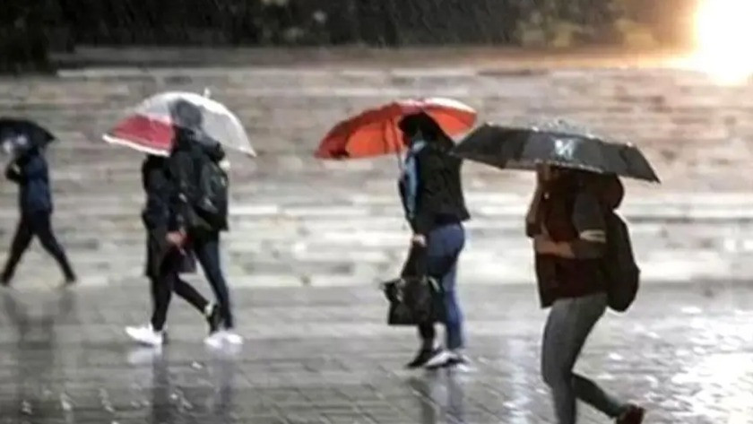 İstanbullular dikkat! Meteoroloji'den kuvvetli yağış uyarısı