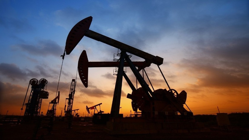 Zelenski: Rus petrolü için kanlı para ödeniyor