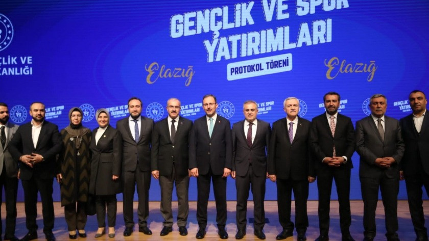 Bakan Kasapoğlu,Gençlik ve Spor Yatırımları Protokol Töreni’ne katıldı