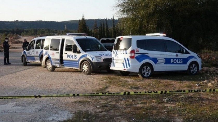 Antalya’da 2 yaşındaki Doruk, minibüsün altında kalarak hayatını kaybetti