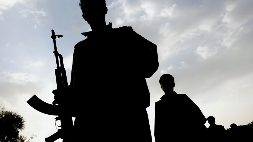 Terör örgütü PKK'ya büyük darbe! 25 şüpheli hakkında yakalama kararı