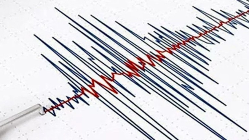 İzmir'in peşine Muğla da sallandı! 3.7 büyüklüğünde deprem!
