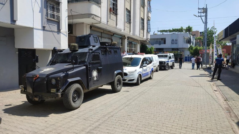Adana merkezli gündüz düzenlenen uyuşturucu operasyonu! 12 gözaltı