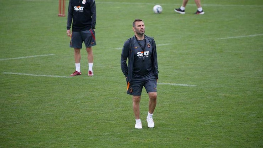 Galatasaray Teknik Direktörü Okan Buruk'tan transfer açıklaması...
