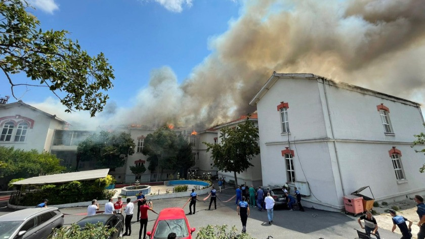 Balıklı Rum Hastanesinde korkutan yangın!