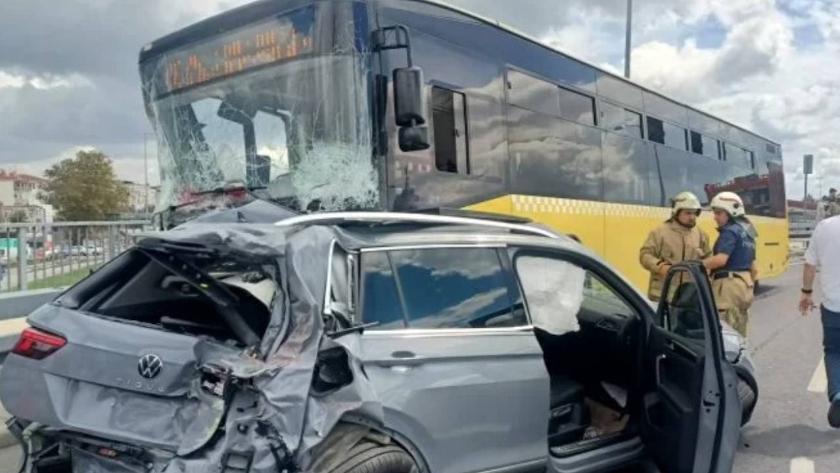 İETT otobüsü alt geçitte 7 araca çarptı! 14 kişi yaralandı!