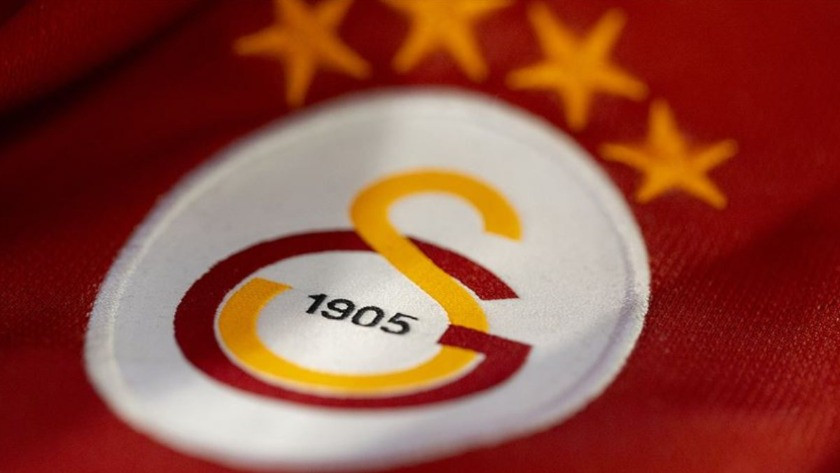 Galatasaray'da yıldız futbolcunun bileti kesildi!