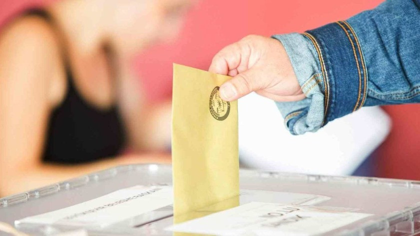 Türkiye’de oy kullanma yaşı kaçtır? Kimler oy kullanabilir? Detaylar..