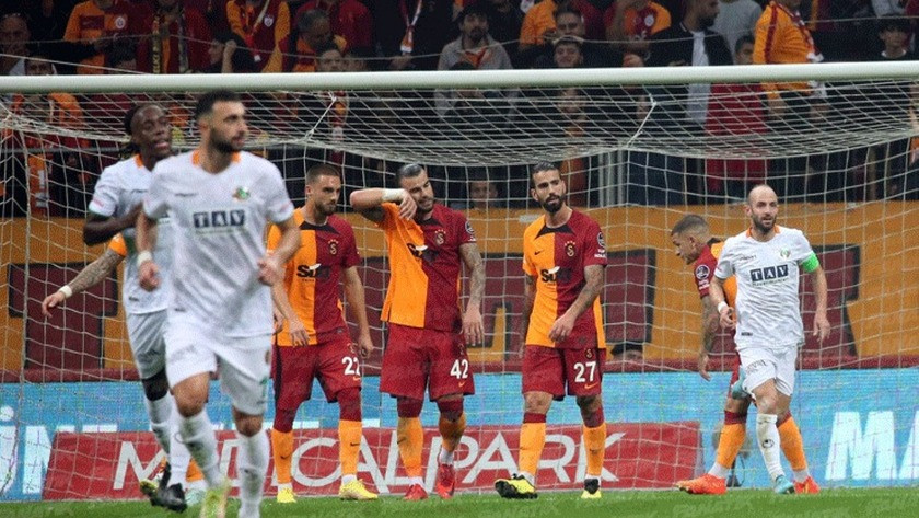 Galatasaray-Alanyaspor maç sonucu: 2-2 / MAÇ ÖZETİ
