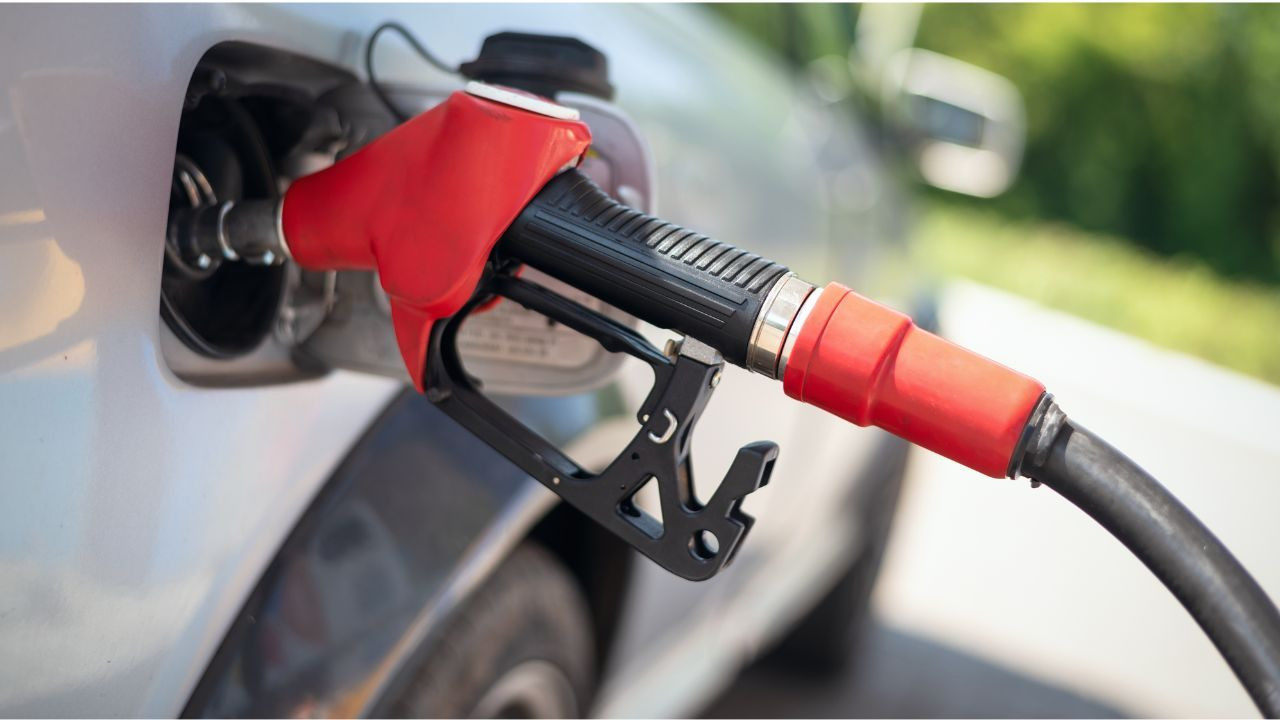 Benzinin litre fiyatı 21 TL'yi aştı! 2 Kasım güncel benzin, motorin ve LPG fiyatları - Sayfa 3