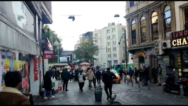 Taksim İstiklal Caddesi'nde korkunç patlama: 6 ölü 81 yaralı! İşte patlama anı! video izle - Sayfa 2