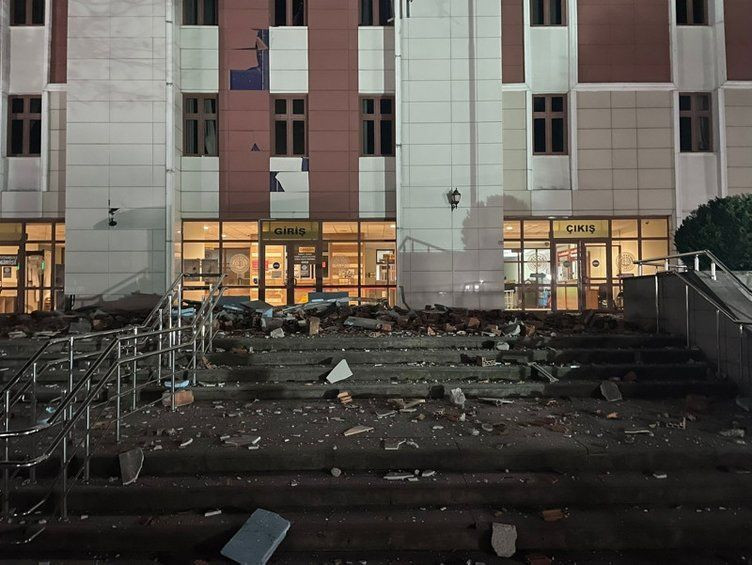 Düzce depreminden acı haber! AFAD açıkladı: 2 ölü, 80 yaralı... - Sayfa 4