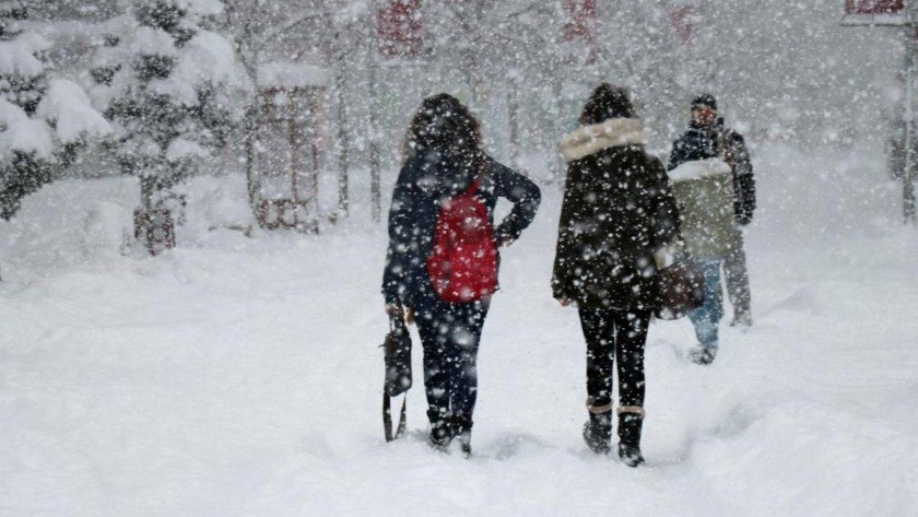 iki kentte eğitime kar engeli! Okullar tatil edildi