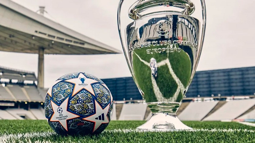 UEFA Şampiyonlar Ligi Finali'nde kullanılacak top tanıtıldı