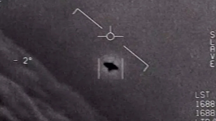 Dünya dışında yaşayan canlı var mı? NASA UFO görüntülerini paylaştı!