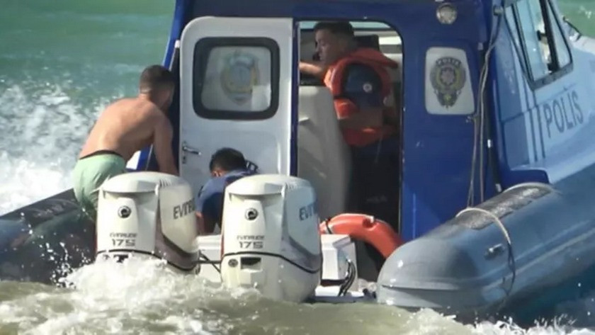 Karadeniz'de Denize Giren 4 Çocuk Akıntıya Kapıldı