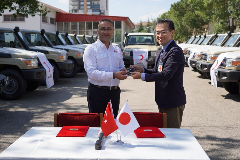 Japon Kızılhaçı, Türk Kızılay’a 30 adet 4X4 kamyonet tipi arazi aracı bağışladı - Sayfa 4
