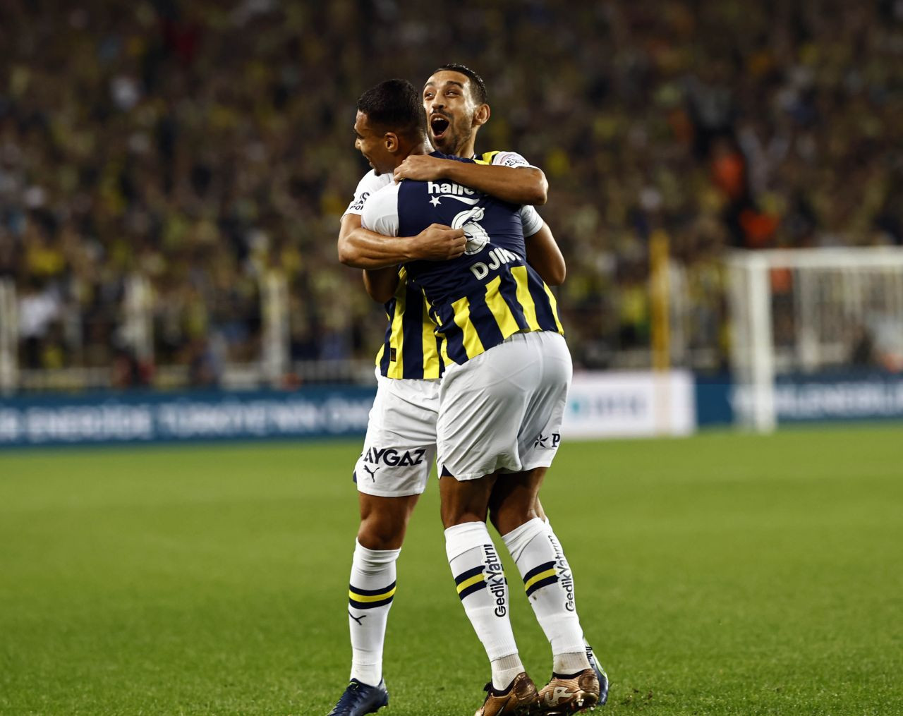 Fenerbahçe Rams Başakşehir Maçı Geniş Özeti ve Golleri - Sayfa 4