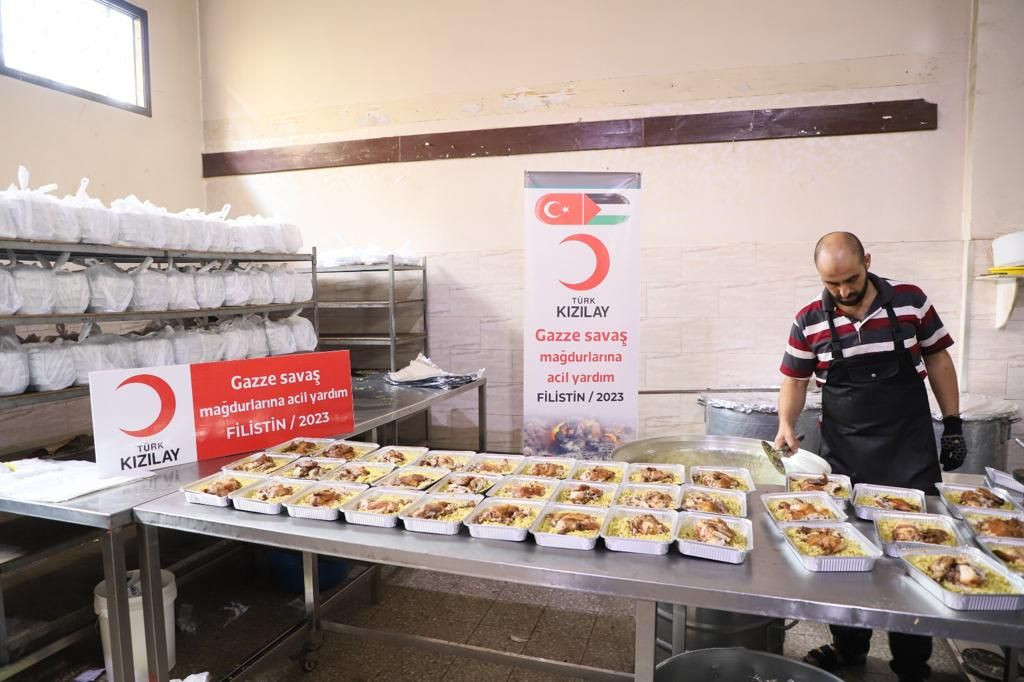 Kızılay, Gazze’deki aşevinden her gün 500 ailelik sıcak yemek çıkartıyor! - Sayfa 2