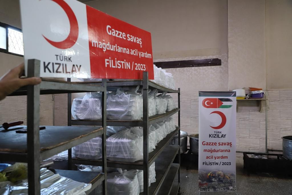 Kızılay, Gazze’deki aşevinden her gün 500 ailelik sıcak yemek çıkartıyor! - Sayfa 1