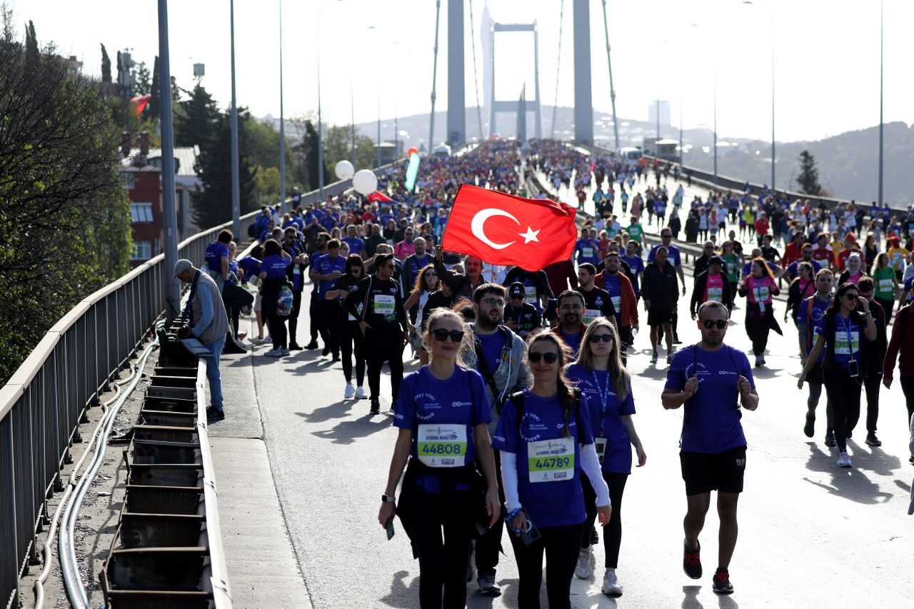 Yüzyılın Koşusu Türkiye İş Bankası İstanbul Maratonu coşkuyla koşuldu! - Sayfa 4