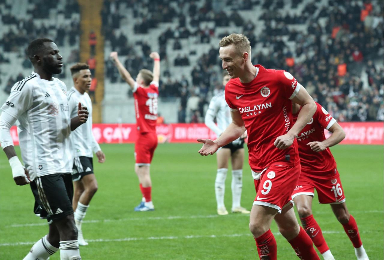 Beşiktaş Bitexen Antalyaspor Maçı Geniş Özeti ve Golleri - Sayfa 4