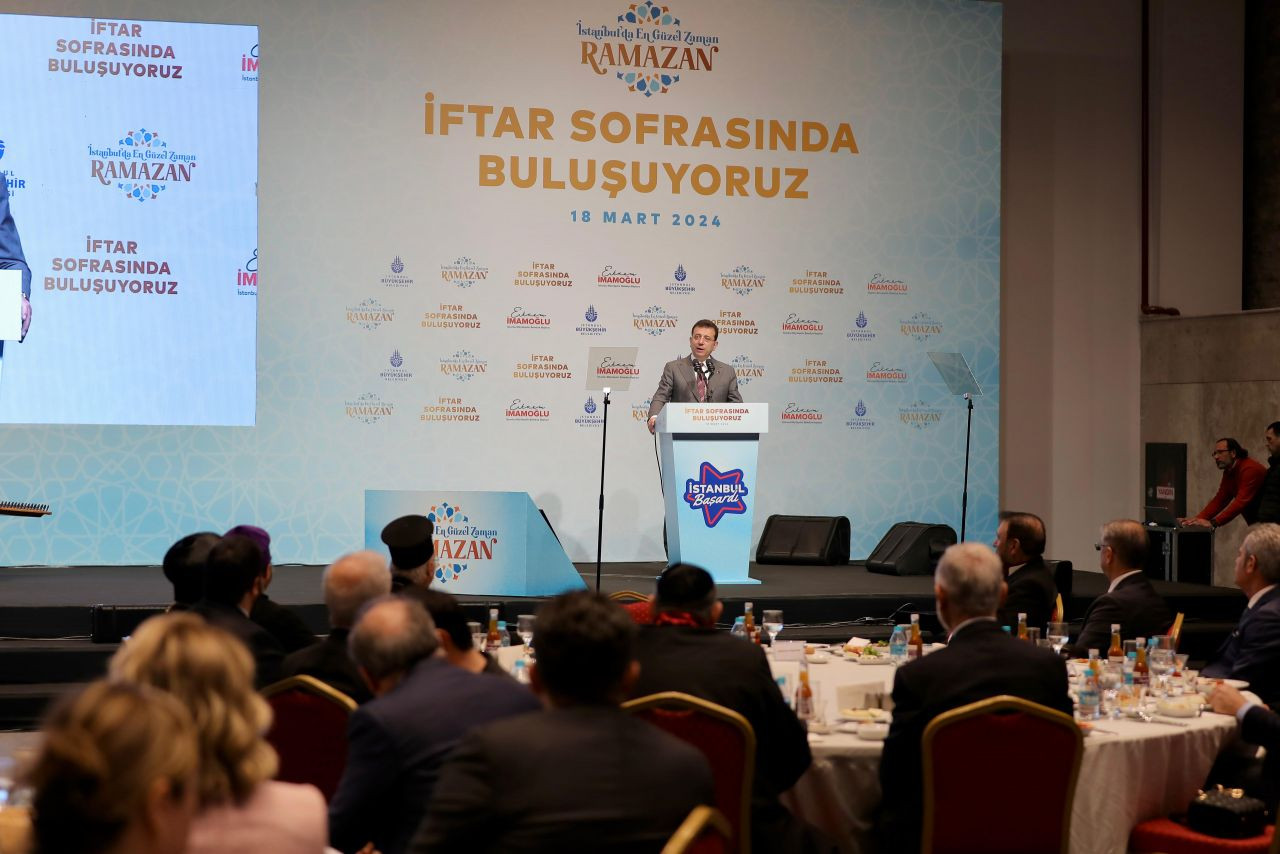 İBB Başkanı Ekrem İmamoğlu, İstanbul’da yaşayan inanç grupları ile iftar sofrasında buluştu! - Sayfa 3