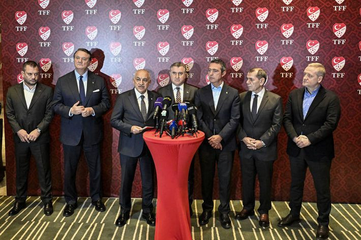 Süper Lig kulüpleri, TFF Başkanı Mehmet Büyükekşi'nin istifası için noter huzurunda imza verecek! - Sayfa 4