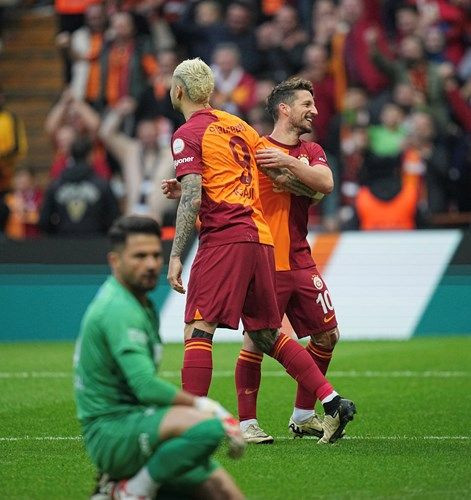 Galatasaray gol oldu yağdı! Galatasaray EMS Yapı Sivasspor Maçı Geniş Özete ve Golleri! - Sayfa 2