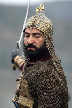 Kenan İmirzalıoğlu kılıç kullanarak 5 kilo verdi! - Sayfa 4
