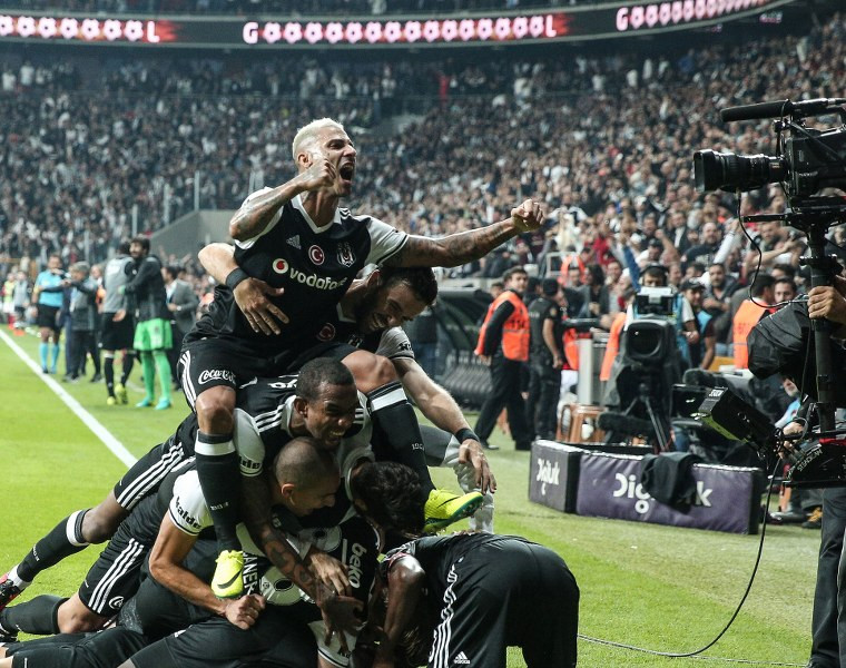 Beşiktaş - Galatasaray maçının özel anları