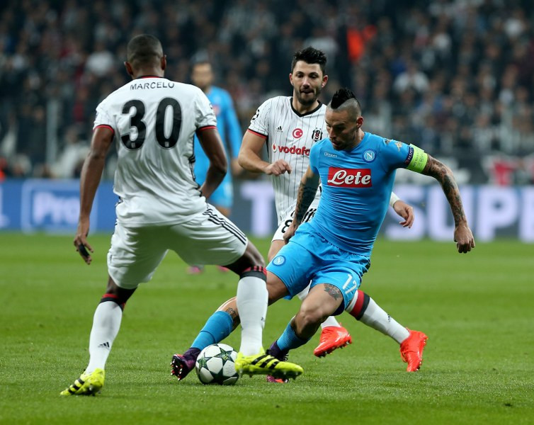 Beşiktaş - Napoli maçının özel anları - Sayfa 4