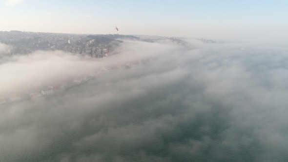 İstanbul Boğazı'na çöken sis havadan görüntülendi - Sayfa 4
