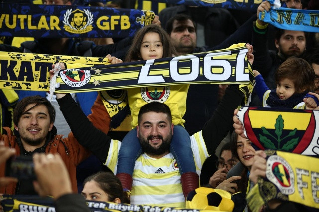 Fenerbahçe Zenit maçı! Kadıköy'de Fenerbahçe'nin gecesinden unutulmaz kareler - Sayfa 3