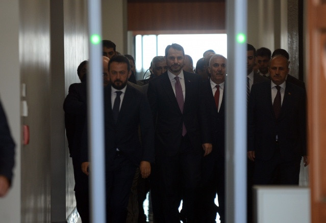 İşte Hakan Atilla'yı İstanbul'da bakanlar böyle karşıladı! - Sayfa 4
