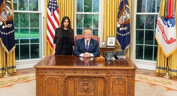ABD Başkanı Trump, Kim Kardashian ile buluştu - Sayfa 3