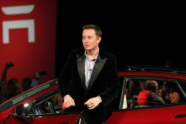 Elon Musk'ın dev yeraltı tüneli açıldı - Sayfa 1