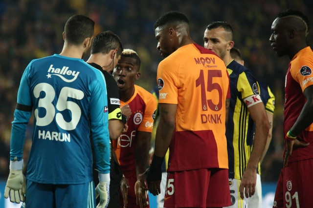 Fenerbahçe Galatasaray derbisi sosyal medyayı salladı! - Sayfa 1