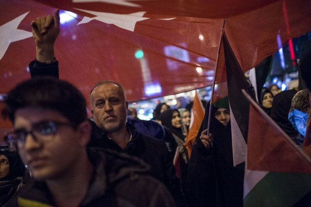 İsrail Konsolosluğu önünde "Gazze" protestosu - Sayfa 2