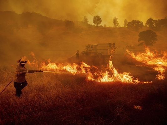 Kaliforniya orman yangınlarıyla boğuşuyor - Sayfa 2