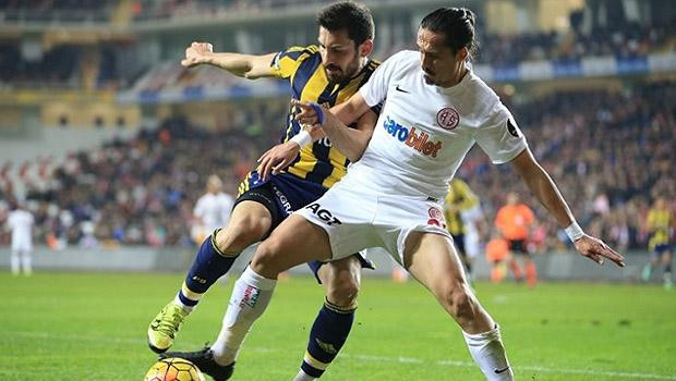 Antalyaspor'lu Serdar Özkan: Fenerbahçe'yi eze eze yendik!