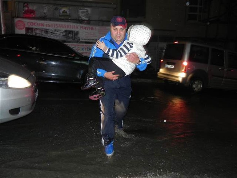 İstanbul’da şiddetli yağmur