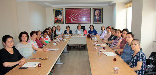 CHP’li kadınlar ‘yerel milletvekilleri’ buluştu