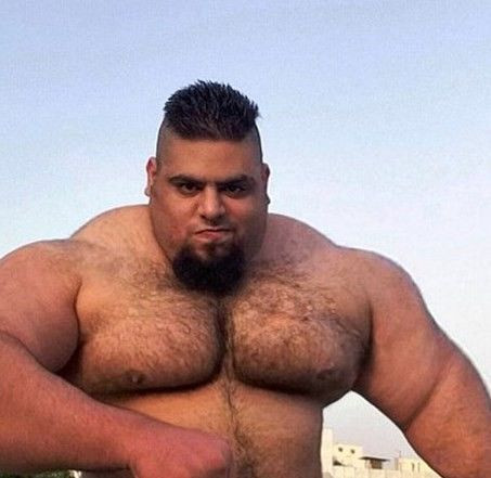 175 kiloluk İranlı Hulk hayrete düşürdü